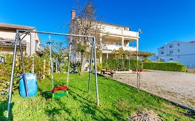 Apartments Marija P Lopar