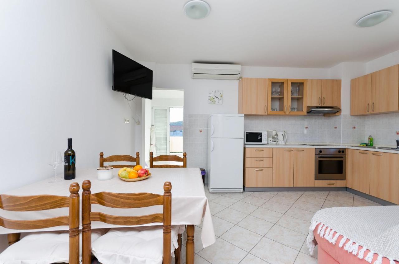 Apartments Marija P Lopar Kültér fotó