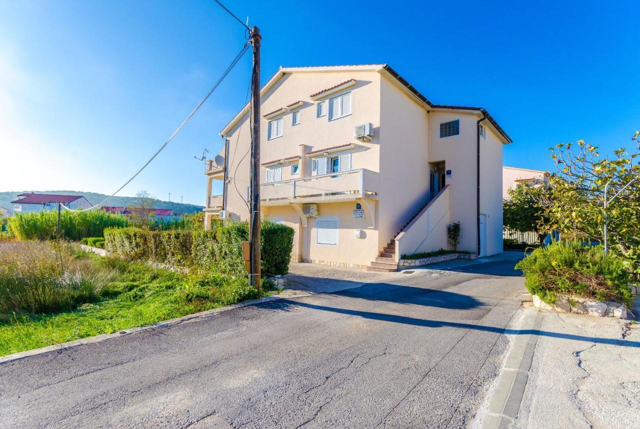 Apartments Marija P Lopar Kültér fotó