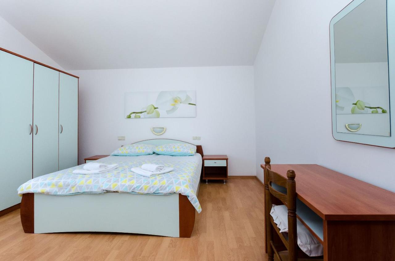 Apartments Marija P Lopar Kültér fotó